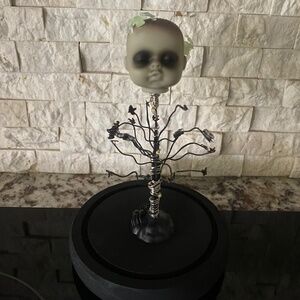 Lighted Doll Head Art